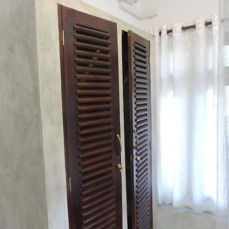 أونا واتونا Asantha Guest House المظهر الخارجي الصورة