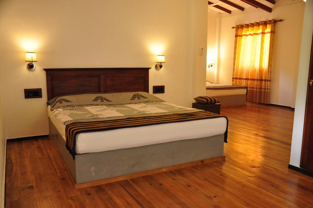 أونا واتونا Asantha Guest House الغرفة الصورة