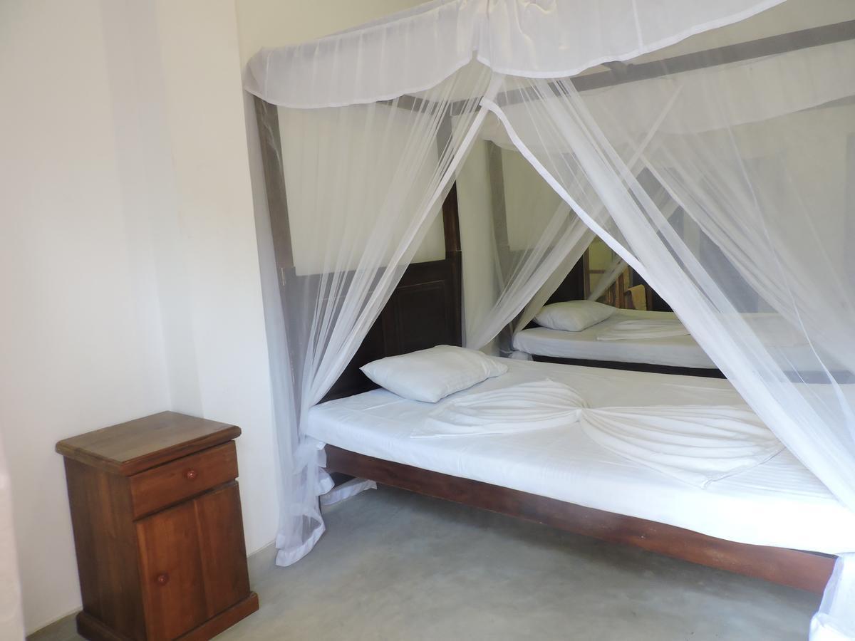 أونا واتونا Asantha Guest House المظهر الخارجي الصورة