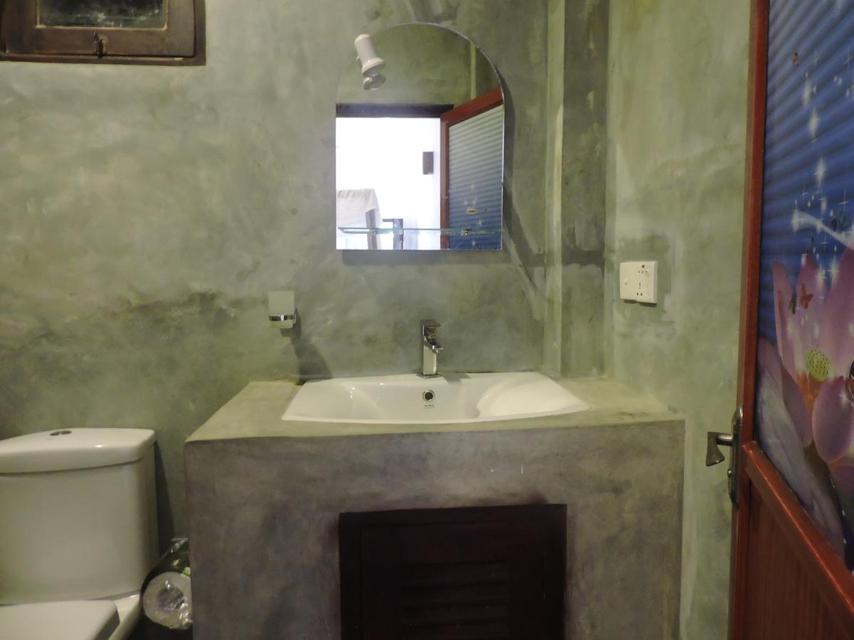 أونا واتونا Asantha Guest House المظهر الخارجي الصورة